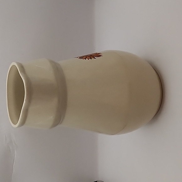 Vintage Pottery Pitcher Made in Romania - Picture 4 of 8